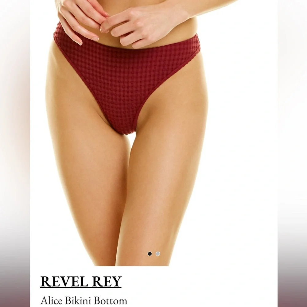 Revel Rey Bikini, balconette top & classic bottom - Picture 4 of 9